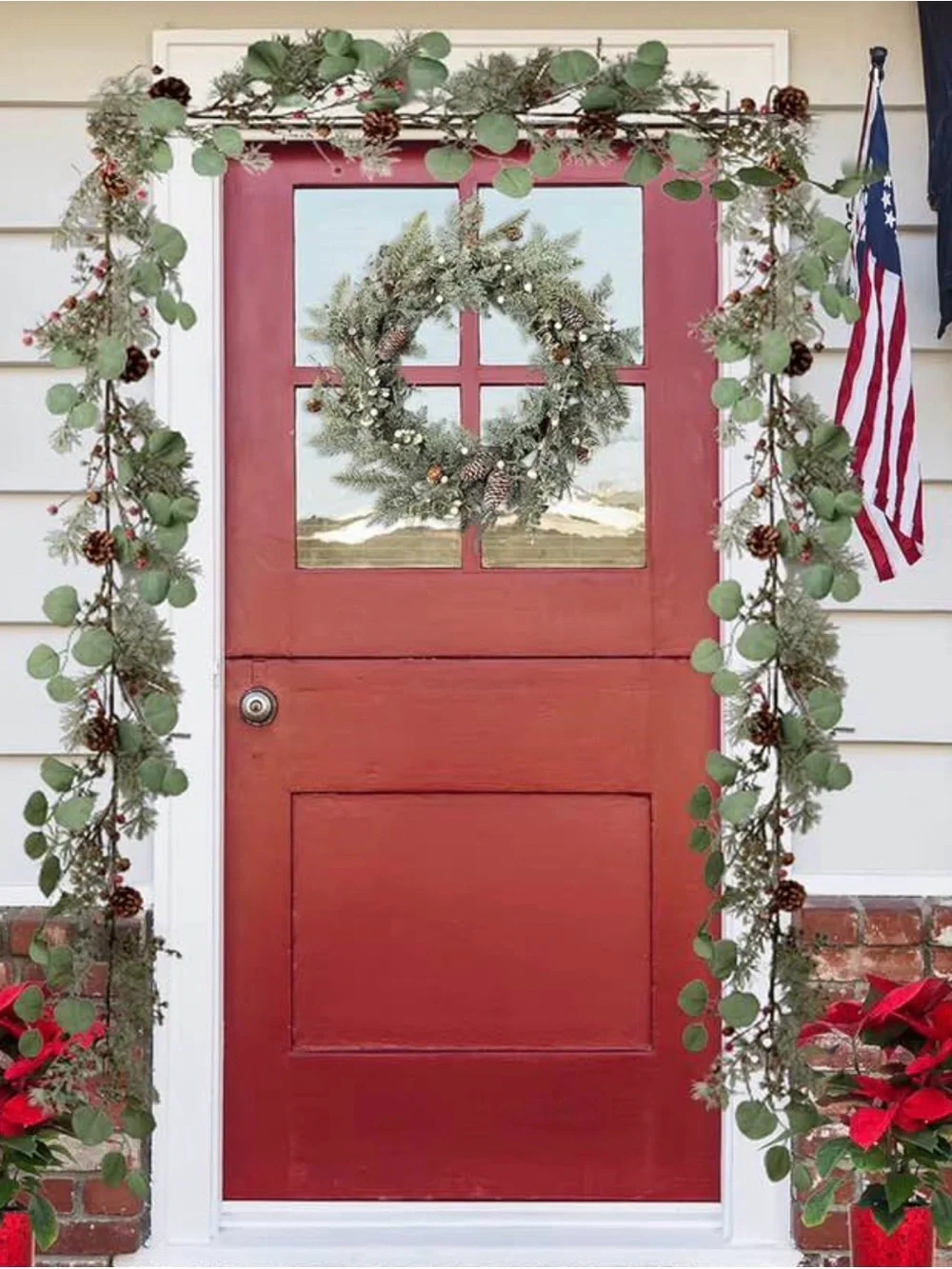Frosted Pinecone Holiday Wreath - Green